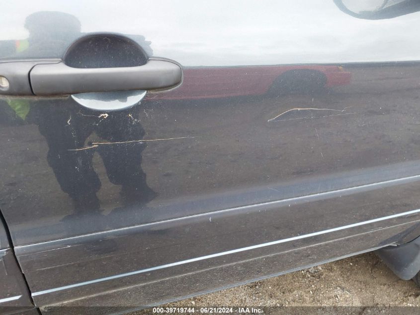 2004 Honda Pilot Ex-L VIN: 2HKYF18614H557718 Lot: 39719744