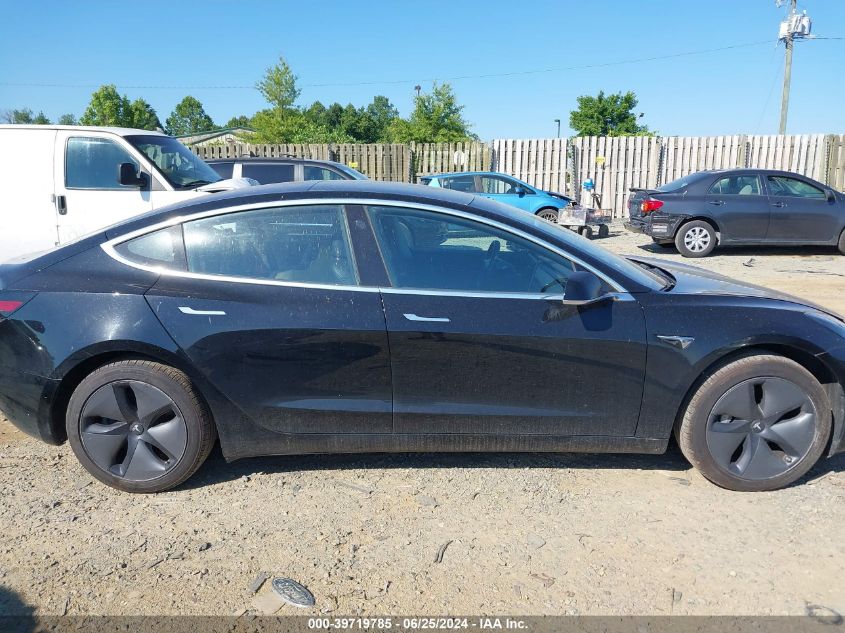 2018 Tesla Model 3 Long Range/Mid Range VIN: 5YJ3E1EAXJF004954 Lot: 39719785