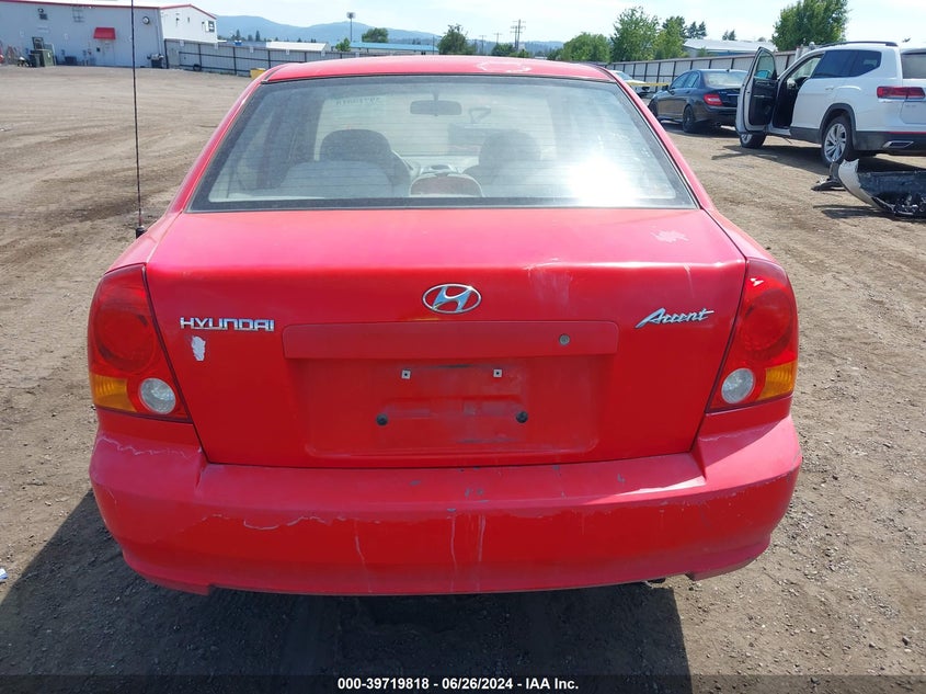2005 Hyundai Accent Gls VIN: KMHCG45C75U592981 Lot: 39719818