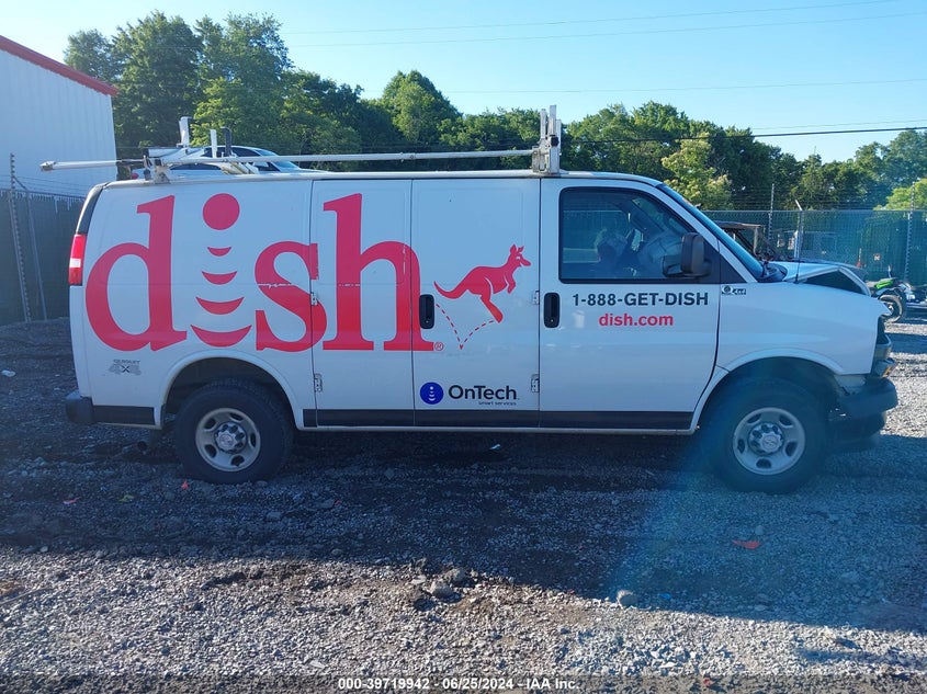 2018 CHEVROLET EXPRESS 2500 WORK VAN - 1GCWGAFG3J1339105