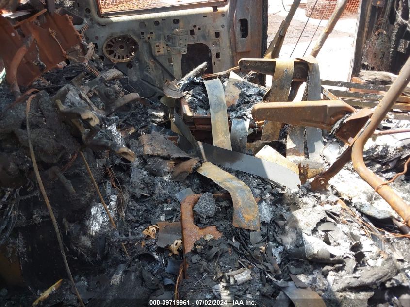 2018 Ford Econoline E450 Super Duty Cutwy Van VIN: 1FDXE4FS1JDC15036 Lot: 39719961