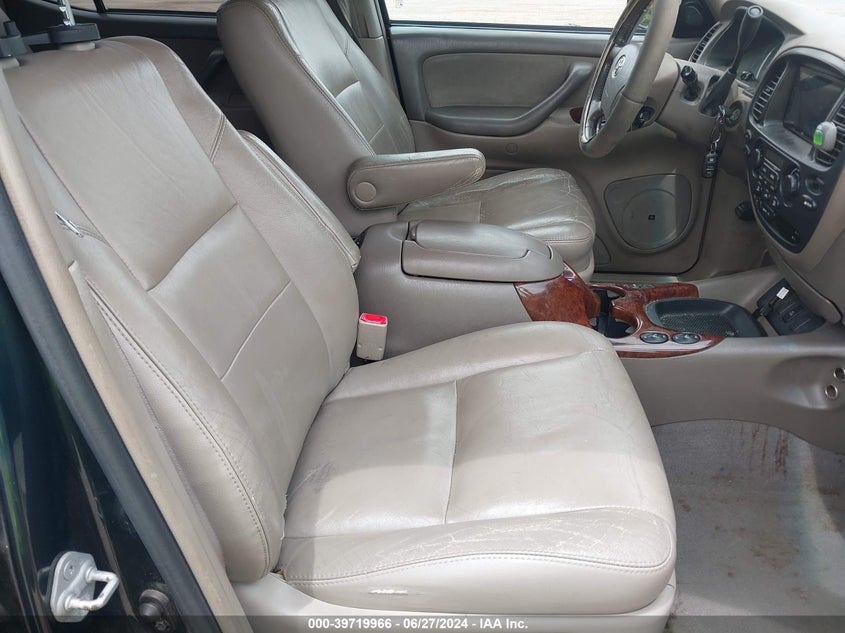 2006 Toyota Sequoia Sr5 V8 VIN: 5TDBT44A46S263110 Lot: 39719966