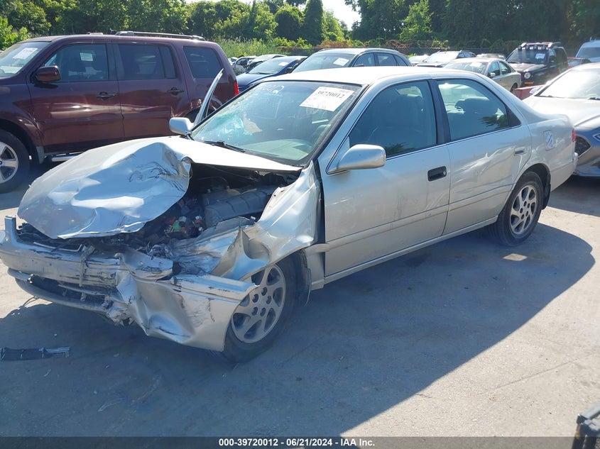 2000 Toyota Camry Le V6 VIN: 4T1BF22KXYU108062 Lot: 39720012