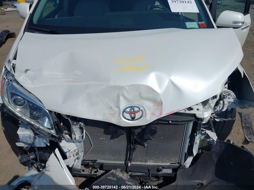 2015 Toyota Sienna Limited Premium 7 Passenger VIN: 5TDDK3DC8FS115601 Lot: 39720142