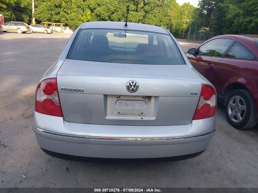 2002 Volkswagen Passat Glx VIN: WVWRH63B72E208690 Lot: 39720276