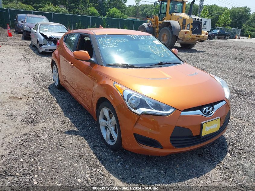 VIN KMHTC6AD5DU166520 2013 Hyundai Veloster, Base W... no.1