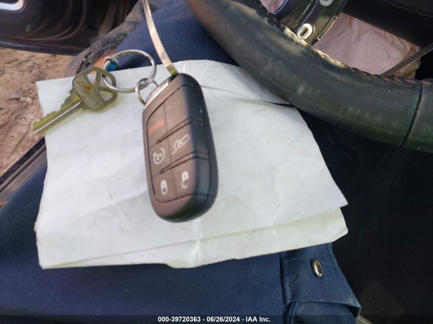 2018 Jeep Compass Limited 4X4 VIN: 3C4NJDCB8JT136064 Lot: 39720363