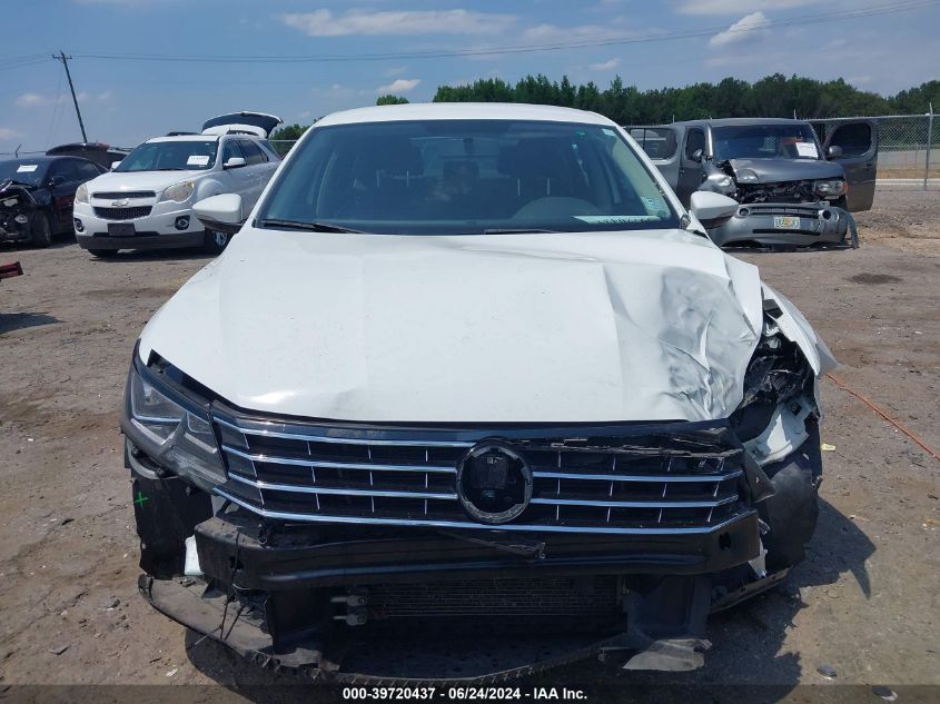 2018 Volkswagen Passat 2.0T R-Line/2.0T S VIN: 1VWAA7A31JC011816 Lot: 39720437