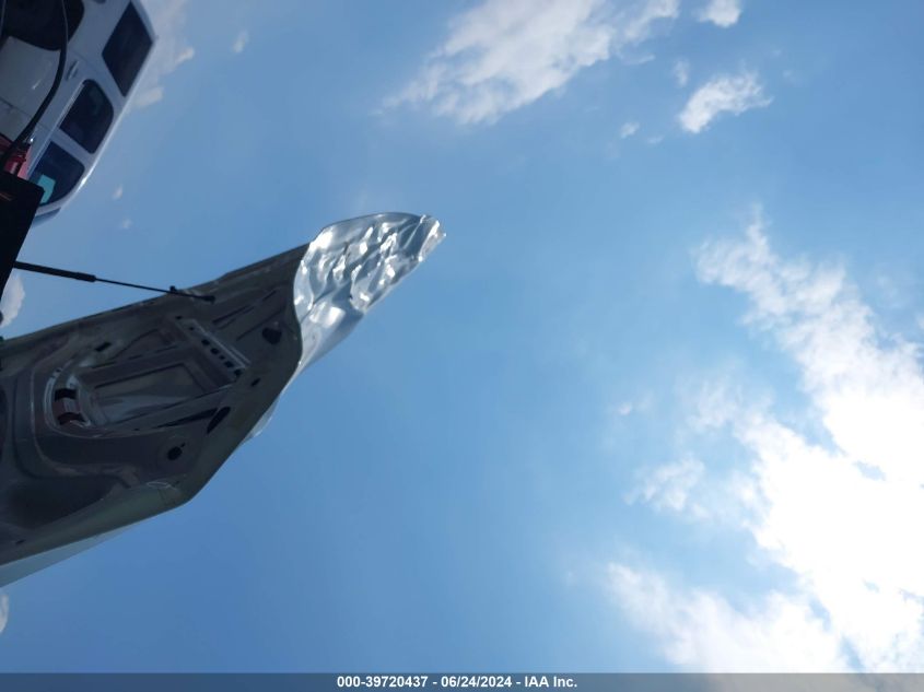 2018 Volkswagen Passat 2.0T R-Line/2.0T S VIN: 1VWAA7A31JC011816 Lot: 39720437