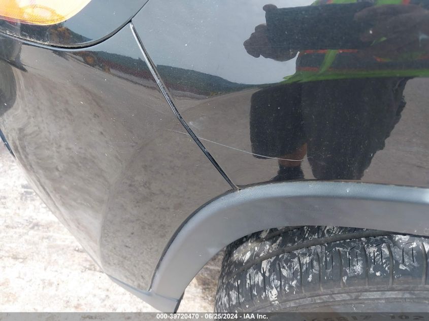 2015 Jeep Cherokee Latitude VIN: 1C4PJMCB9FW576935 Lot: 39720470