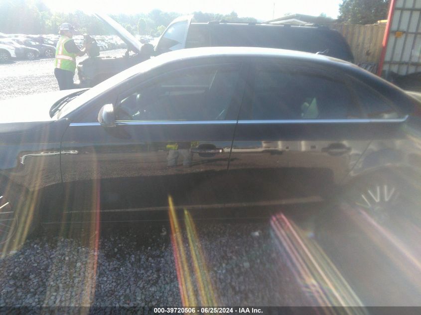 2011 Audi A4 2.0T Premium VIN: WAUFFAFL8BN005322 Lot: 39720506