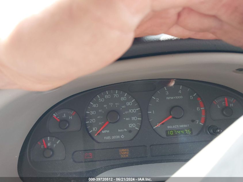 2002 Ford Mustang VIN: 1FAFP40402F220129 Lot: 39720512