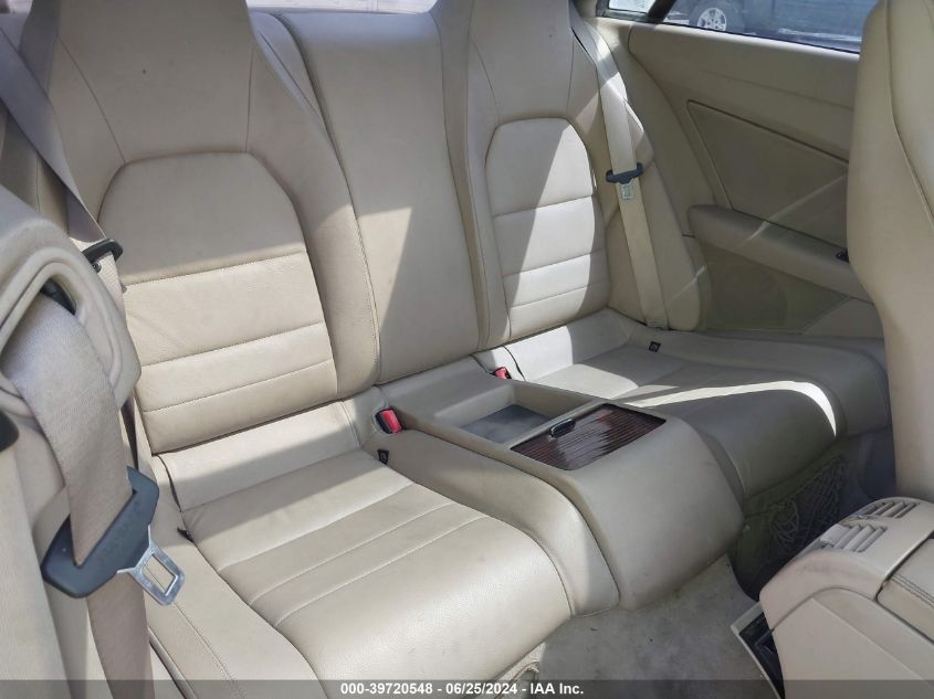 2010 Mercedes-Benz E 350 VIN: WDDKJ5GB5AF004608 Lot: 39720548