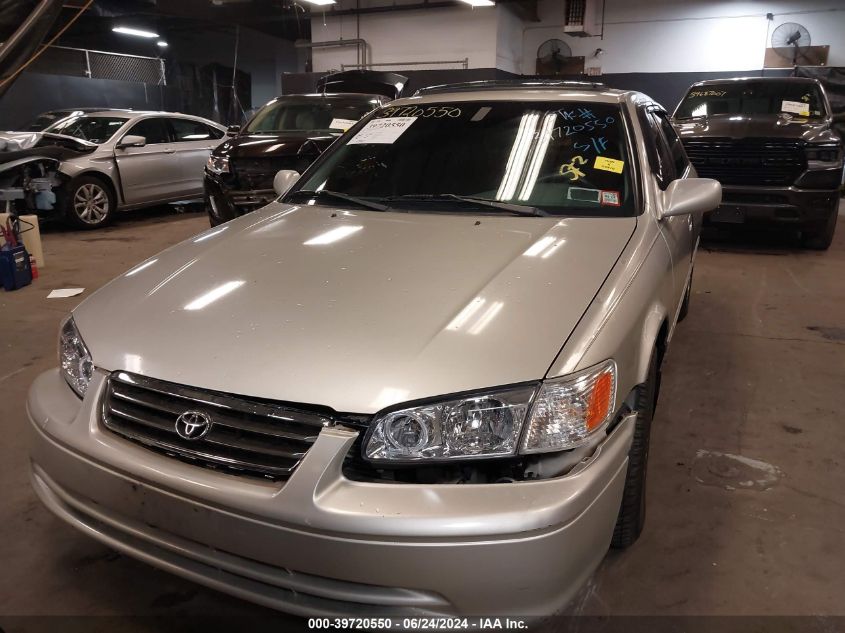 2000 Toyota Camry Xle V6 VIN: 4T1BF28K4YU107948 Lot: 39720550