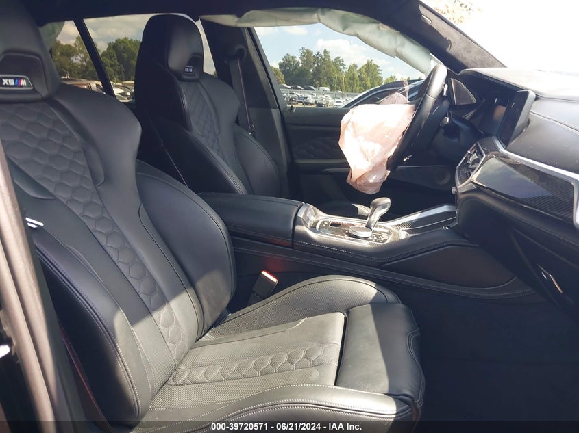 2021 BMW X5 M VIN: 5YMJU0C03M9E38298 Lot: 39720571