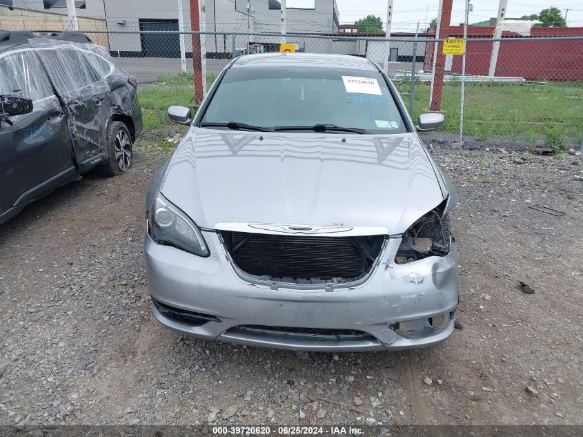 2014 Chrysler 200 Limited VIN: 1C3CCBCG2EN156290 Lot: 39720620