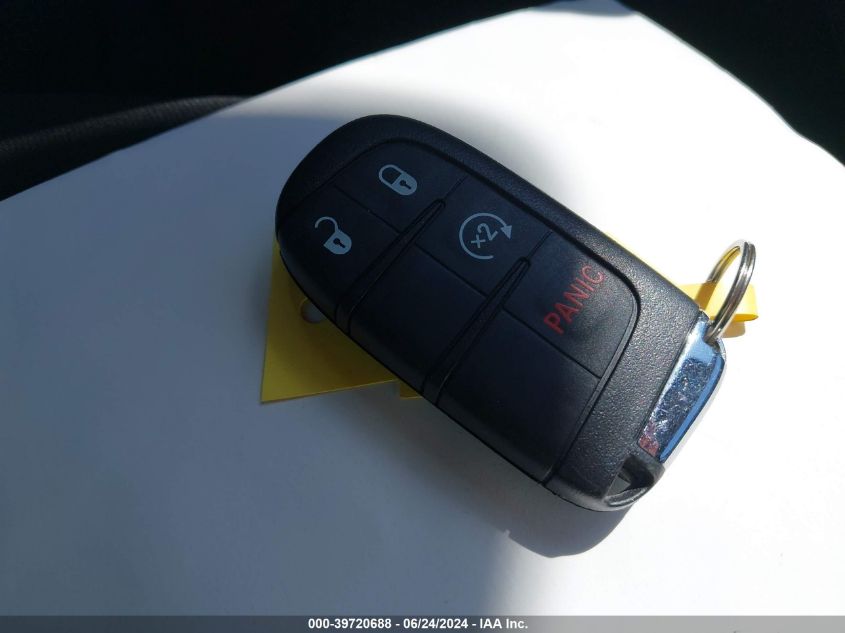 2018 Jeep Compass Sport VIN: 3C4NJDAB7JT107321 Lot: 39720688