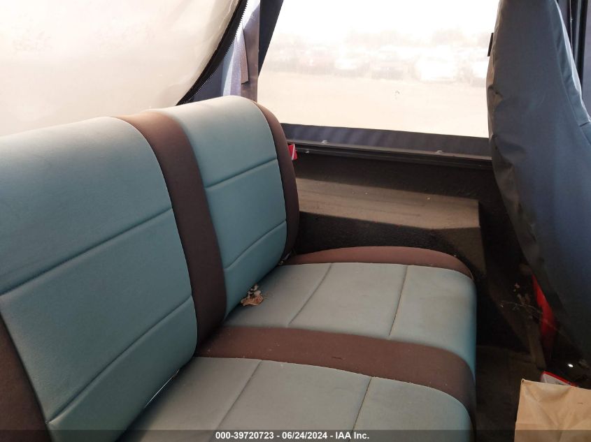 1994 Jeep Wrangler / Yj S VIN: 1J4FY19P4RP411800 Lot: 39720723