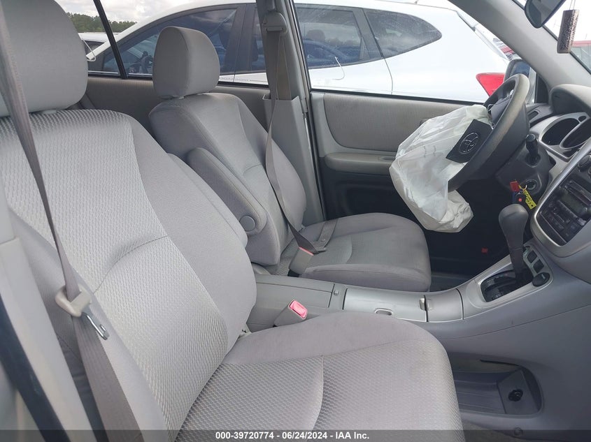 2006 Toyota Highlander V6 VIN: JTEGP21A860116824 Lot: 39720774