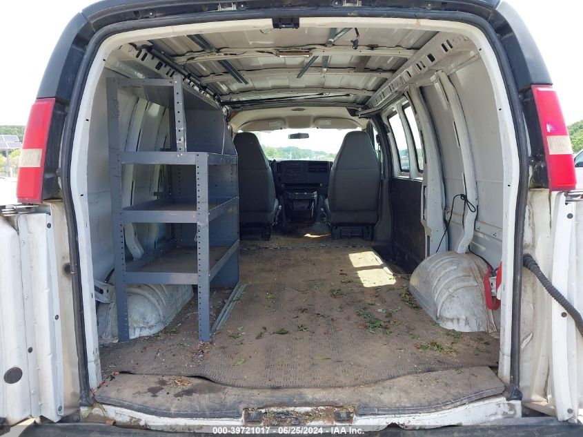 2007 Chevrolet Express Work Van VIN: 1GCFG15X371247423 Lot: 39721017