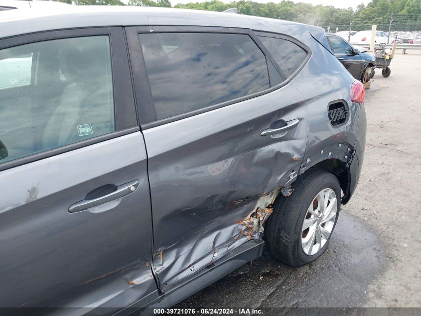 KM8J2CA43KU926675 2019 Hyundai Tucson Se