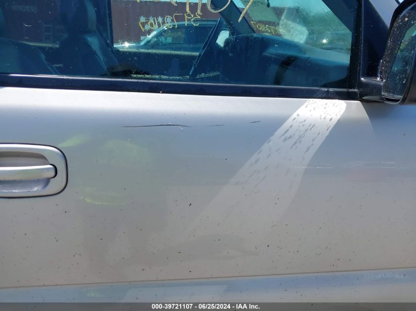 2005 Chevrolet Tahoe Z71 VIN: 1GNEK13T05R215030 Lot: 39721107