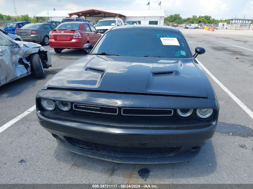 2018 Dodge Challenger Sxt VIN: 2C3CDZAG2JH302926 Lot: 39721117