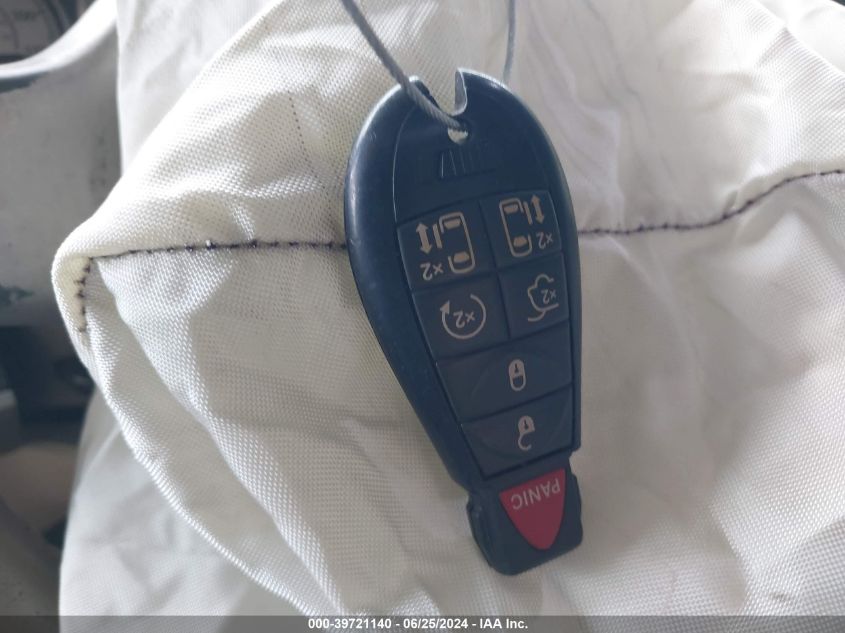 2010 Chrysler Town & Country Touring VIN: 2A4RR5D14AR183644 Lot: 39721140