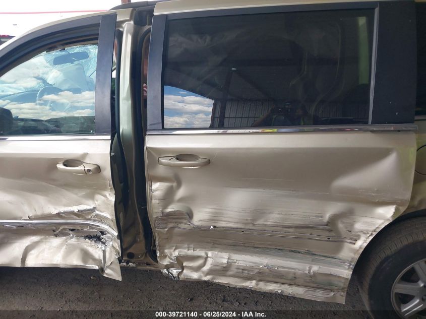 2010 Chrysler Town & Country Touring VIN: 2A4RR5D14AR183644 Lot: 39721140