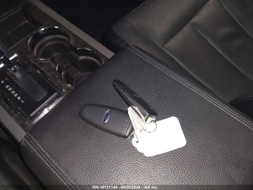 2017 Ford Expedition Limited VIN: 1FMJU2AT8HEA38700 Lot: 39721144