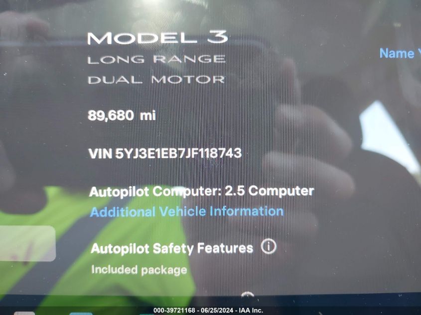 2018 Tesla Model 3 Long Range/Performance VIN: 5YJ3E1EB7JF118743 Lot: 39721168