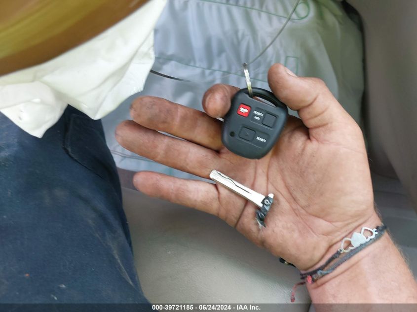 2004 Lexus Rx 330 VIN: 2T2HA31UX4C033386 Lot: 39721185