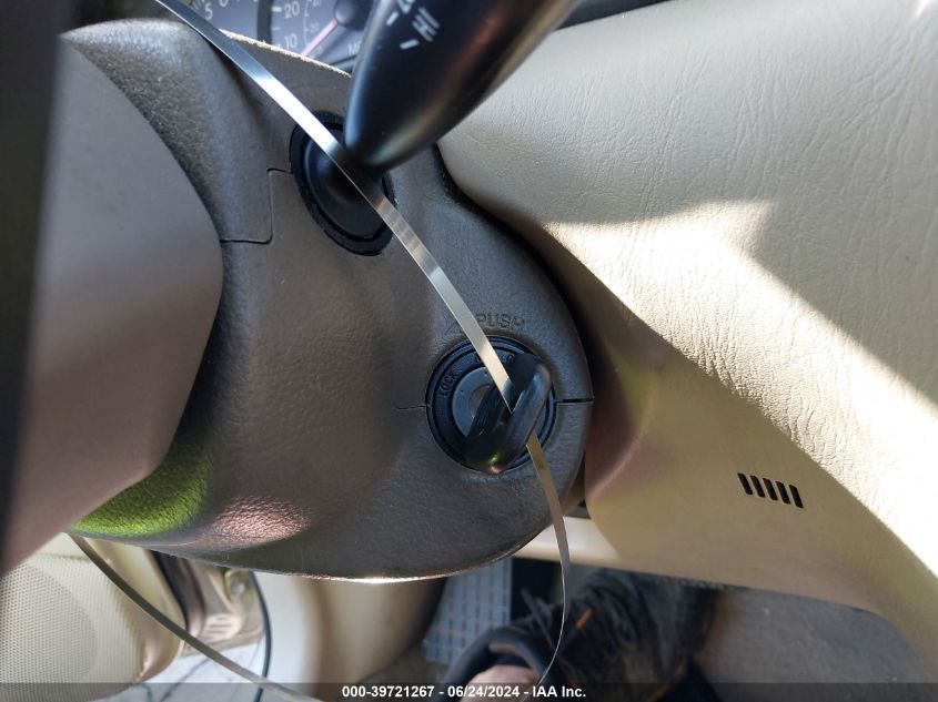 2005 Toyota Corolla Ce VIN: 1NXBR32E55Z552646 Lot: 39721267