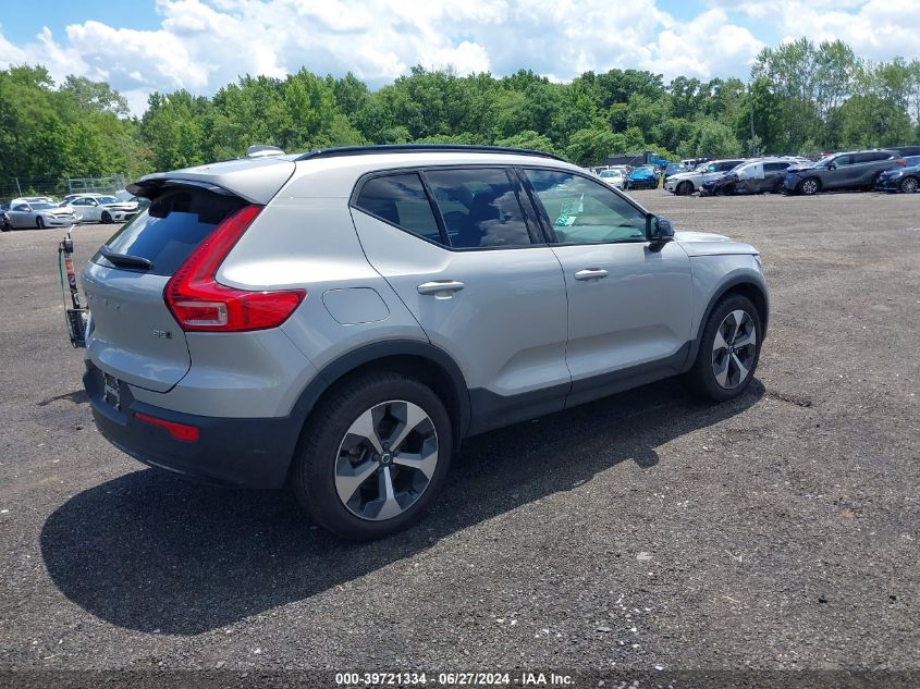 2023 Volvo Xc40 B5 Plus Dark Theme VIN: YV4L12UW0P2930805 Lot: 39721334