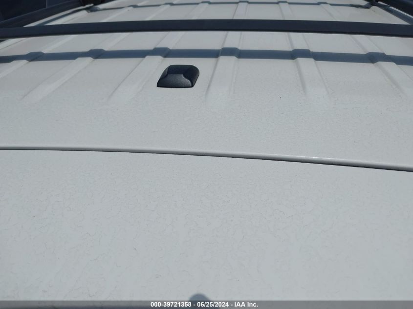 2010 Jeep Grand Cherokee Laredo VIN: 1J4PR4GK3AC103815 Lot: 39721358