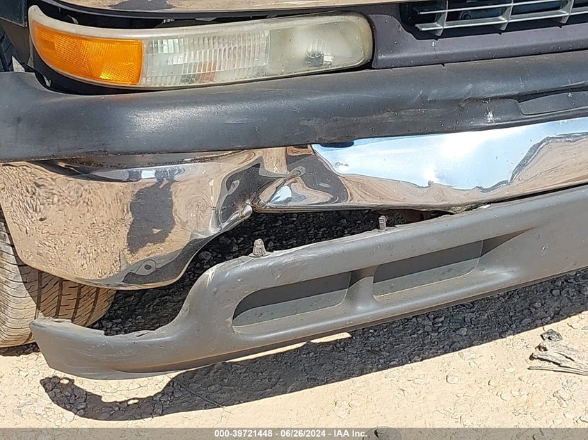 2001 Chevrolet Silverado 1500 C1500 VIN: 2GCEC19V211278437 Lot: 39721448