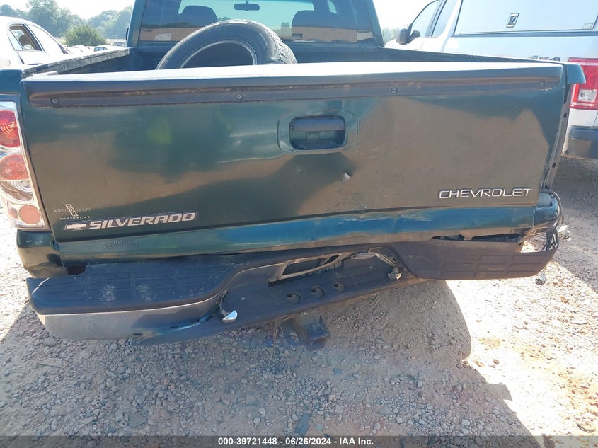 2001 Chevrolet Silverado 1500 C1500 VIN: 2GCEC19V211278437 Lot: 39721448