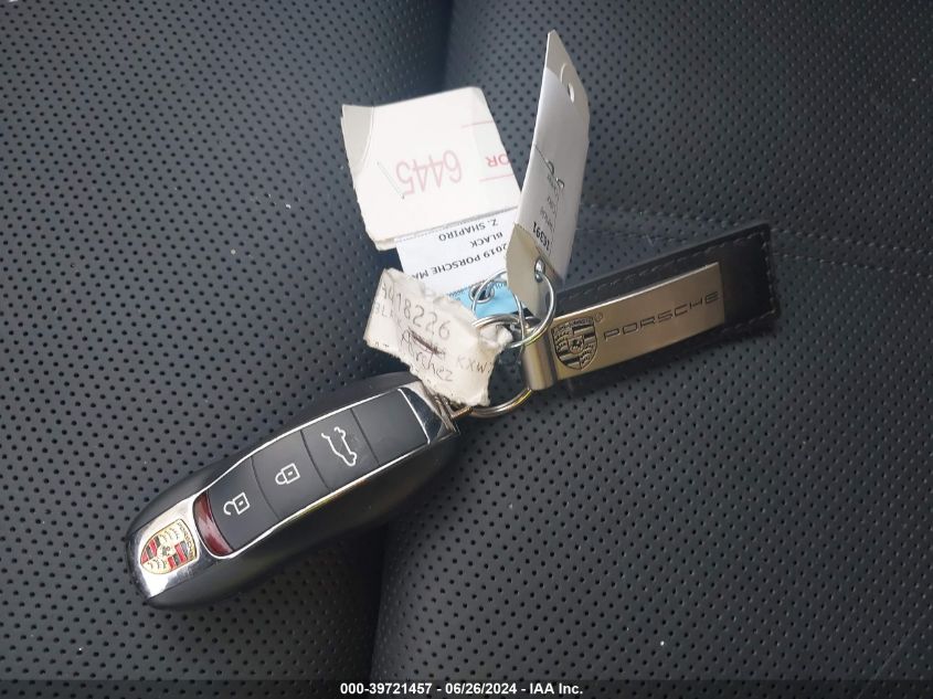 2019 Porsche Macan VIN: WP1AA2A56KLB07030 Lot: 39721457