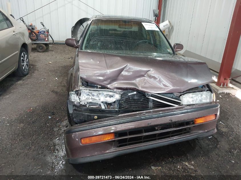 1992 Honda Accord Ex/Ex-R VIN: JHMCB757XNC048664 Lot: 39721473