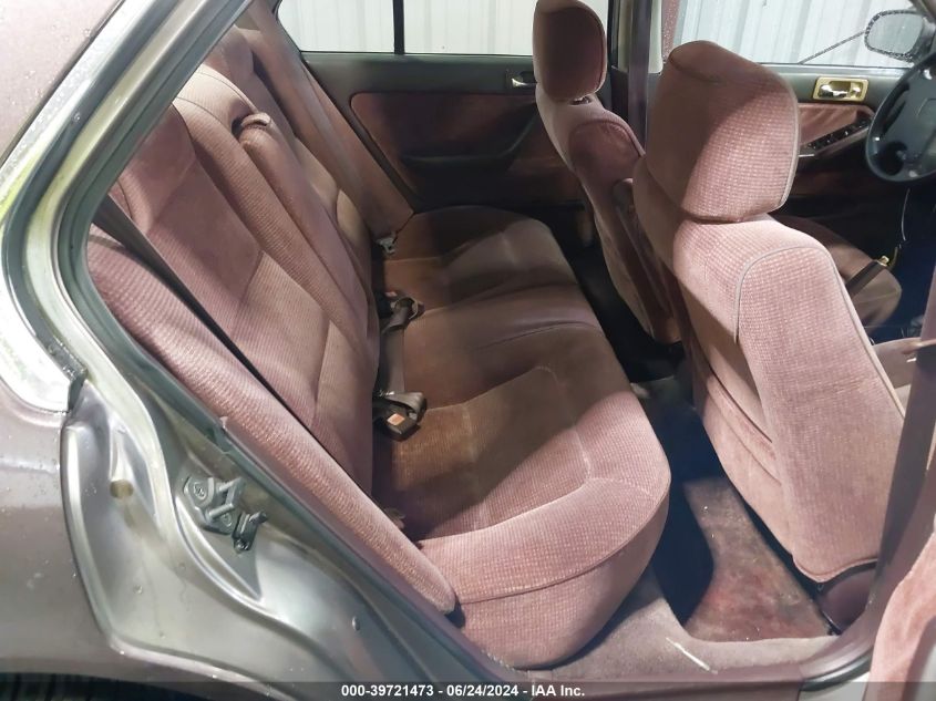 1992 Honda Accord Ex/Ex-R VIN: JHMCB757XNC048664 Lot: 39721473