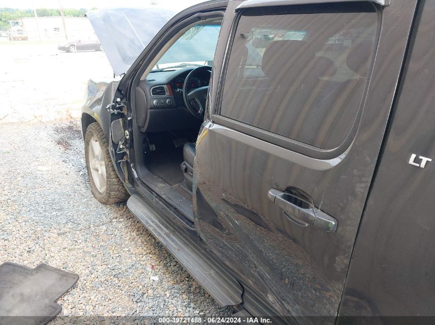 2013 Chevrolet Suburban 1500 Lt VIN: 1GNSKJE76DR143980 Lot: 39721488