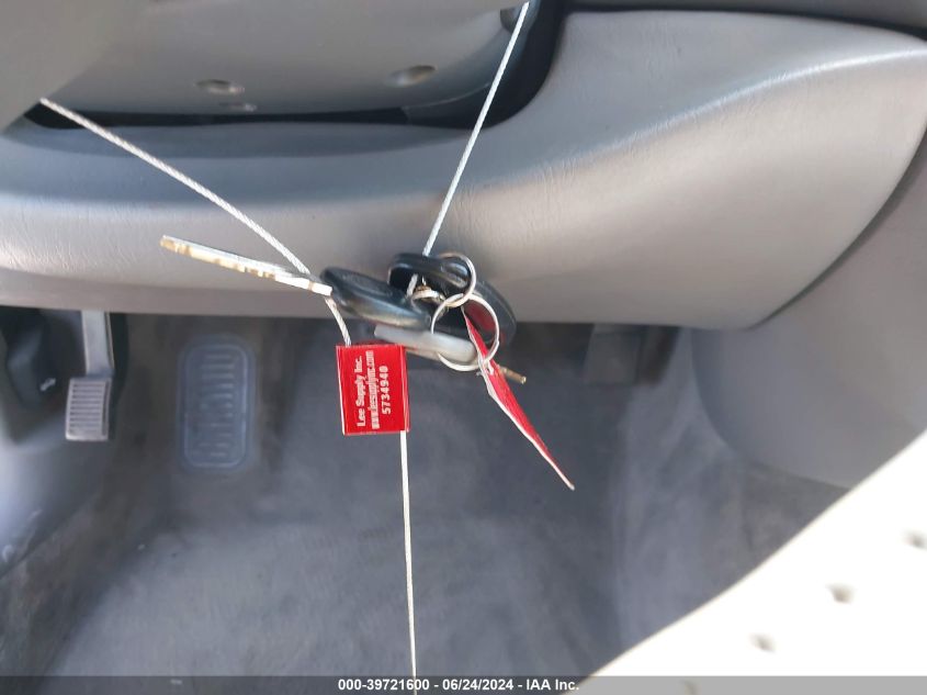 2002 Cadillac Deville Standard VIN: 1G6KD54Y02U112693 Lot: 39721600