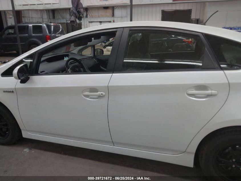 2013 Toyota Prius Two VIN: JTDKN3DU4D5594237 Lot: 39721672