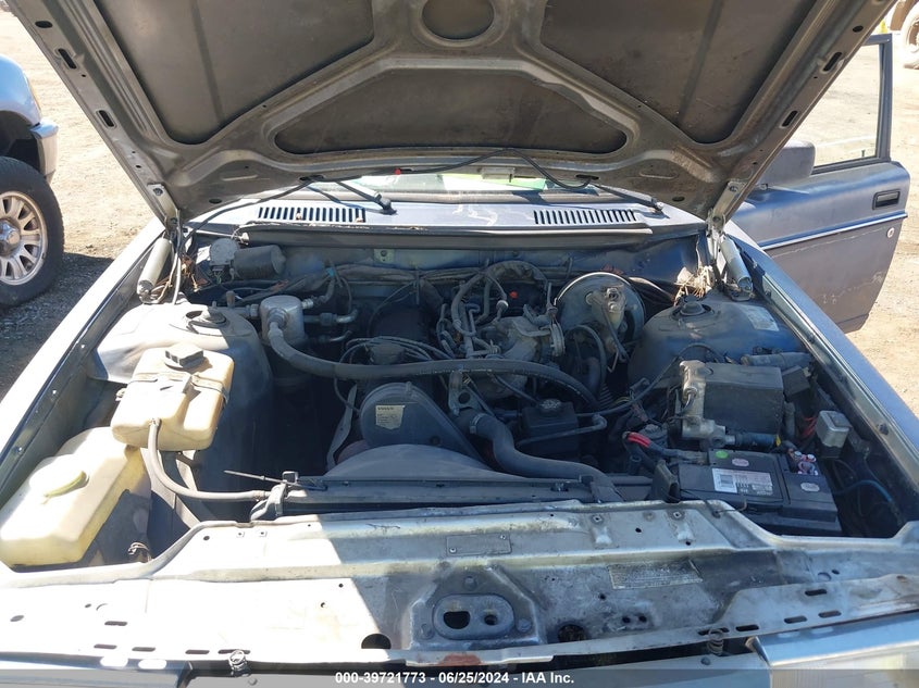 1992 Volvo 240 Gl VIN: YV1AS8816N1458437 Lot: 39721773