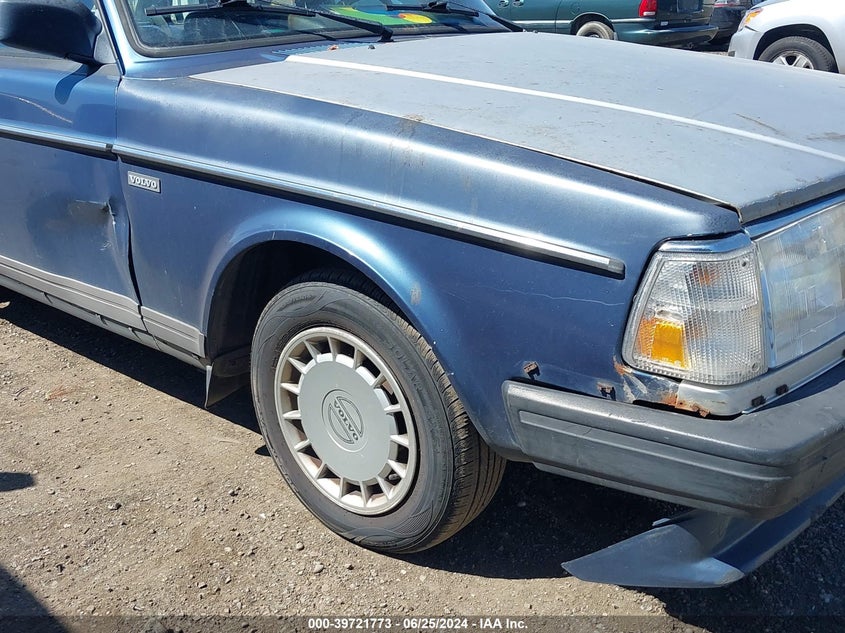 1992 Volvo 240 Gl VIN: YV1AS8816N1458437 Lot: 39721773