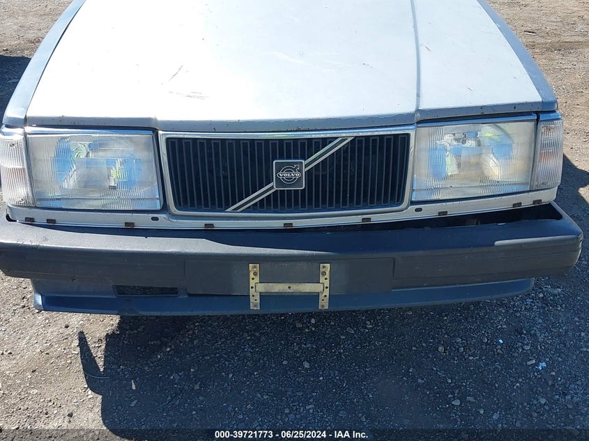 1992 Volvo 240 Gl VIN: YV1AS8816N1458437 Lot: 39721773