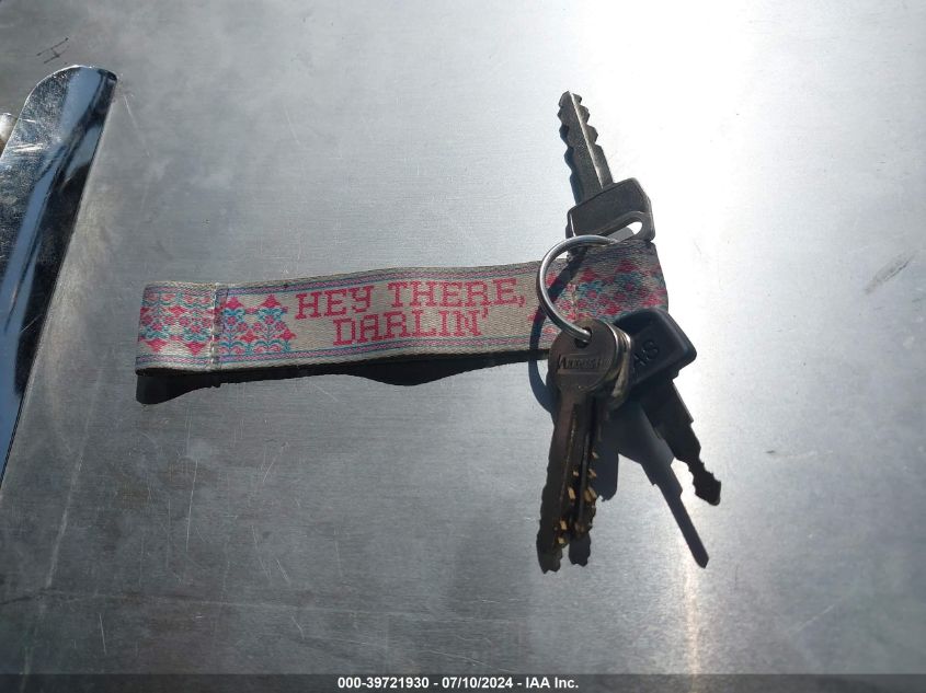 1984 Ford Econoline E350 Cutaway Van VIN: 1FDKE30L0EHB00965 Lot: 39721930