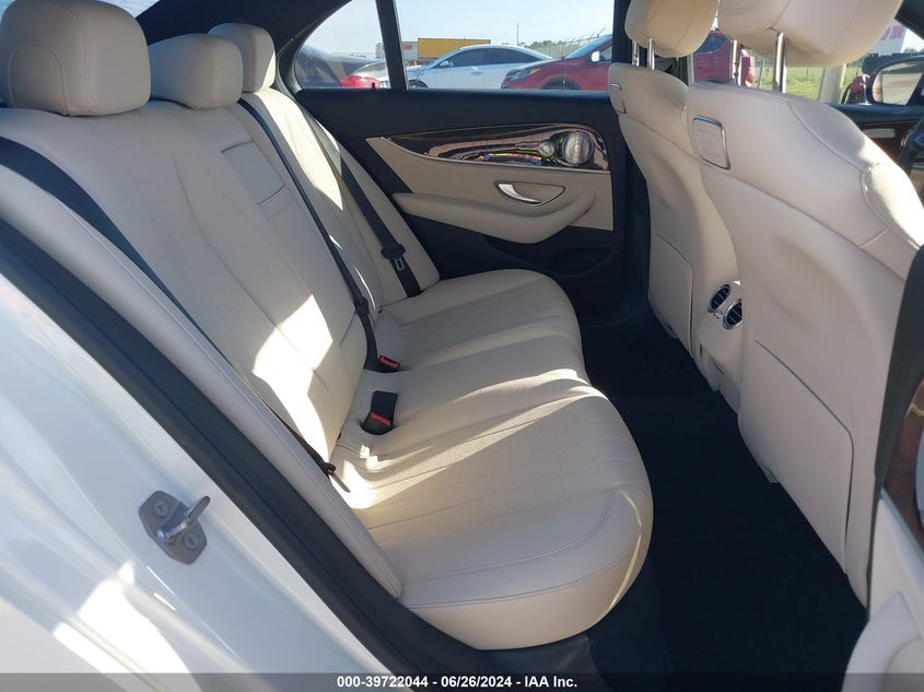 2018 MERCEDES-BENZ E 300 VIN: WDDZF4JB4JA410220