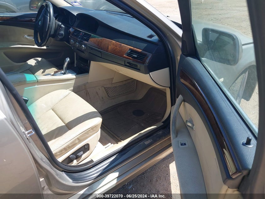 2008 BMW 528I VIN: WBANU53568CT13866 Lot: 39722070