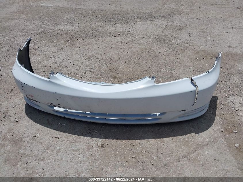 2003 Toyota Camry Le VIN: 4T1BE32K43U124744 Lot: 39722142